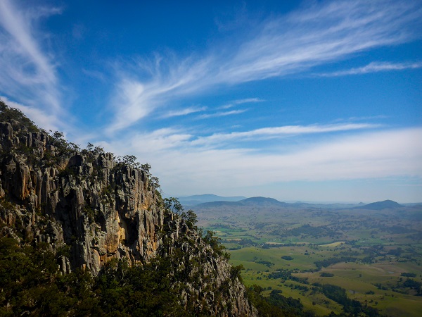 From Viewpoint Buttress on Mt Maroon